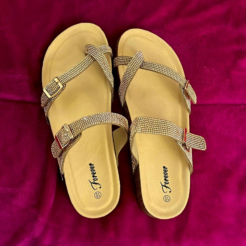 New size 10 Rose Gold Sandal